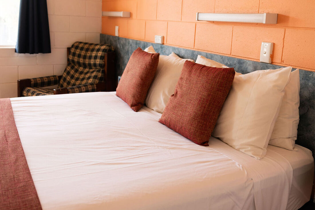 Standard Queen Standard Queen